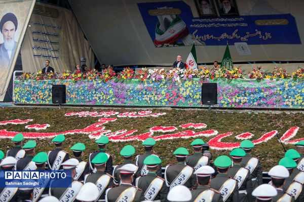 سخنرانی رئیس جمهور در جمع راهپیمایان ۲۲ بهمن