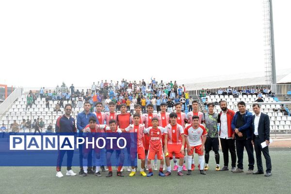 برگزاری مسابقات فینال و رده‌بندی فوتبال دانش‌آموزی در بهارستان‌ 2