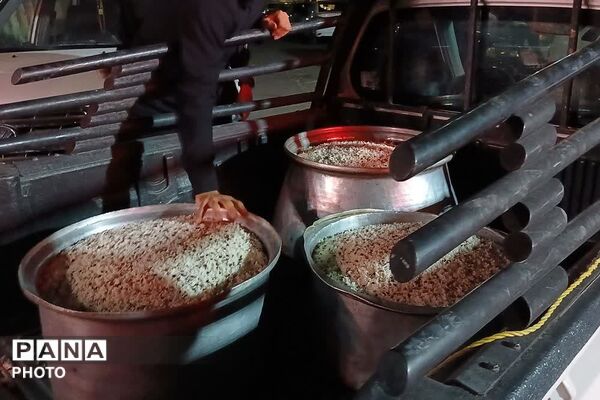 تداوم برپایی موکب‌های نذری مدارس و مراکز فرهنگی منطقه فشافویه در ایام محرم