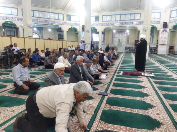 حضور نماینده مردم ترشیز در مجلس شورای اسلامی در مسجد جامع بردسکن
