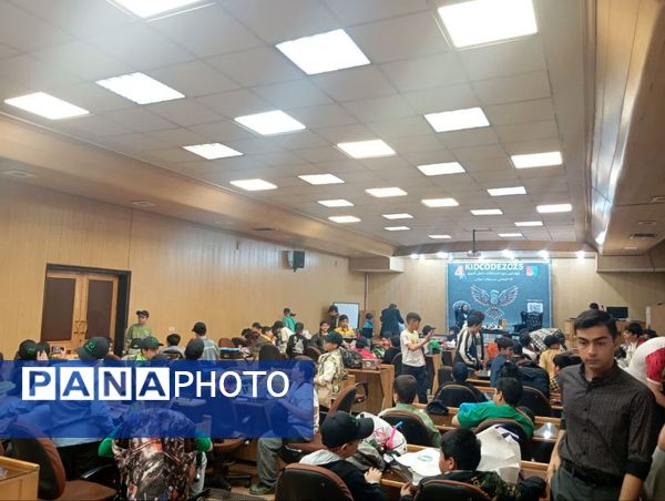 درخشش هنرستان آزادی فلسطین در چهارمین دوره مسابقات کشوری کید‌کد