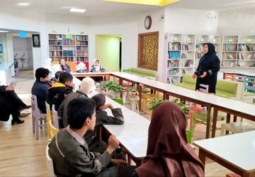 بازدید دانش آموزان مدرسه وکیلی ۴ از کانون پرورش فکری کودکان و نوجوانان شماره یک