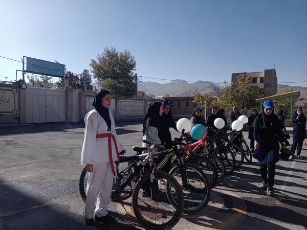 برگزاری المپیاد ورزشی در دبیرستان سرهنگ غفوری شهرستان تفرش