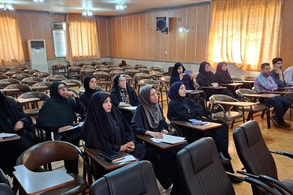 برگزاری کارگاه‌های «طرح توانا» و تجلیل از سرگروه‌های اجتماعات یادگیری در ناحیه یک شهرری
