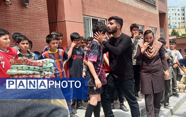 برگزاری فینال مسابقات فوتبال در مدرسه رودکی منطقه پردیس