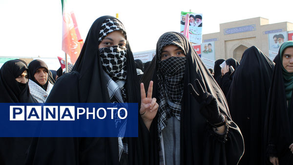 جلوه‌هایی از حضور نوجوانان قمی در رزمایش شکوه اقتدار 