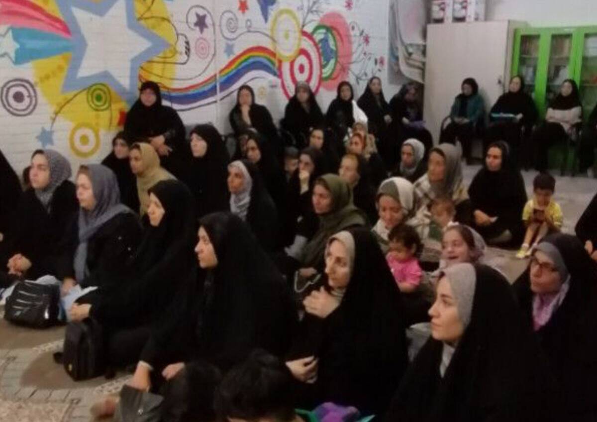 اولین جلسه اولیا و مربیان همراه با انتخابات انجمن اولیا و مربیان در دبیرستان دخترانه میثاق