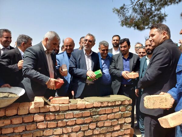 آیین خشت گذاری مدرسه ثامن الحج شهرستان اسلامشهر 