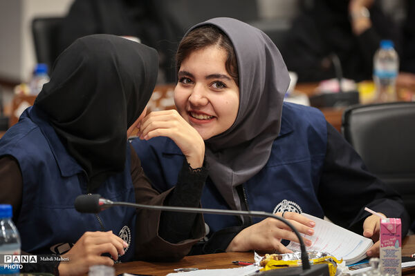 نشست خبری سخنگوی وزارت آموزش و پرورش با دانش‌آموز خبرنگاران پانا
