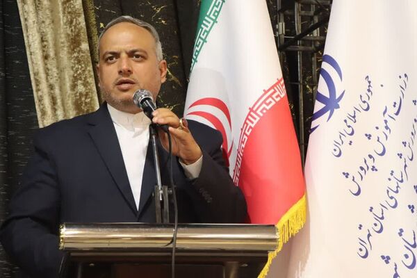 مراسم بزرگداشت مقام معلّم در تالار شباهنگ شهرستان شهریار