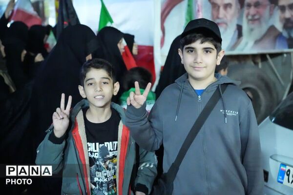 عهد و پیمان مردم کمالشهر در بیعت دوباره با رهبر انقلاب 
