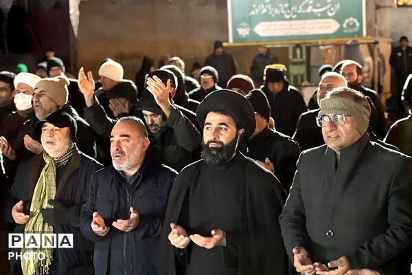 حضور پرشور مردم فیروزکوه در شب‌های قدر