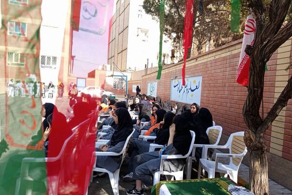 برگزاری المپیاد ورزشی دورن‌مدرسه‌ای در مدرسه حضرت خدیجه(س)بهارستان‌دو