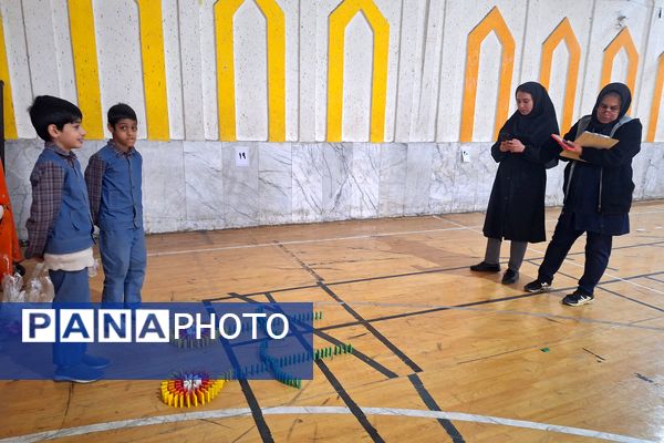 برگزاری مسابقات دومینو دانش‌آموزی در دبیرستان دستغیب ناحیه ۳شیراز 