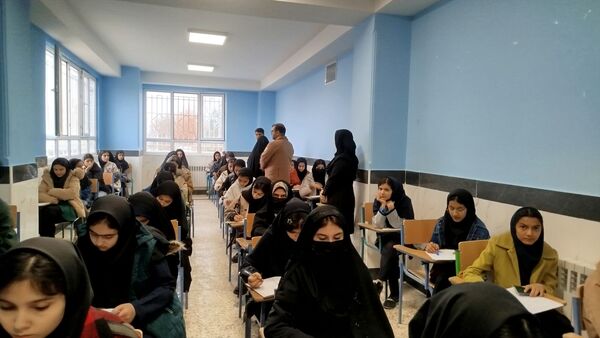 آزمون کتبی مسابقات قرآن و عترت دانش آموزان دخترانه  متوسطه 