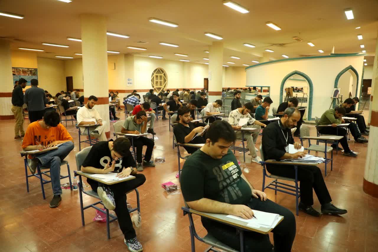 دومین روز کنکور سراسری در قم