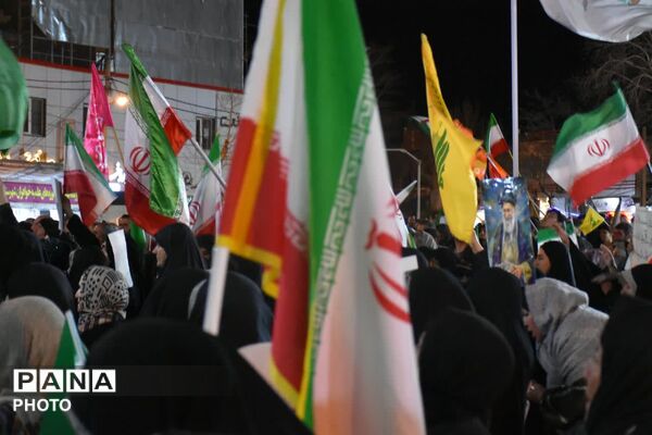 52 شب حضور در میدان به عشق ایران