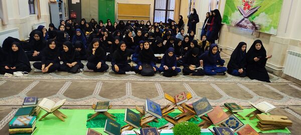 لحظات به یاد ماندنی افطار این‌بار در آموزشگاه فدک شهرستان بن 