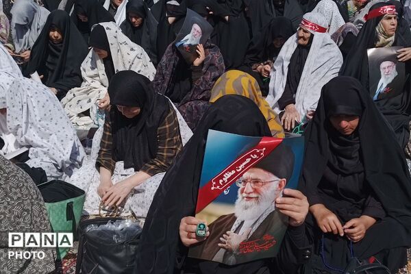 خروشِ بصیرت در صحن امامزاده جعفر (ع)؛ تالار قرآن پیشوا گنجایش دریای سوگواران مقتدا را نداشت
