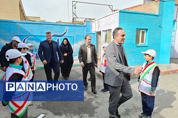 همایش یاوران انقلاب در دبستان شاهد شهید قدوسی ناحیه دو شهرری 