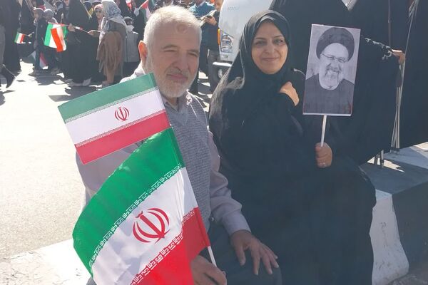 حضور پرشور مردم شیراز در راهپیمایی 22 بهمن، خون تازه در رگ‌های انقلاب 