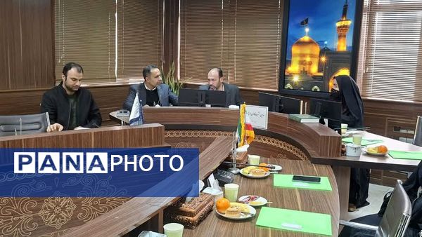 دومین نشست کانون مهرتاب مشهد 