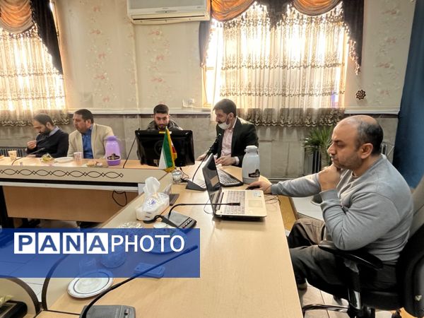 حضور فعال همکاران شهرستان قدس به صورت مجازی در دومین جلسه ستاد بزرگداشت دهه فجر  