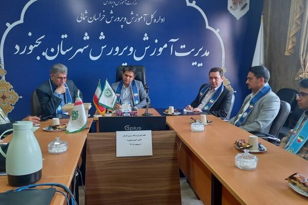 جلسه شورای برنامه ریزی سازمان دانش‌آموزی با حضور مسئولان شهرستان بجنورد 