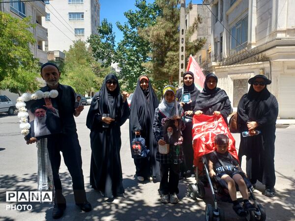 حال و هوای مشهد ساعاتی پیش از تشییع پیکر رهبر شهید انقلاب