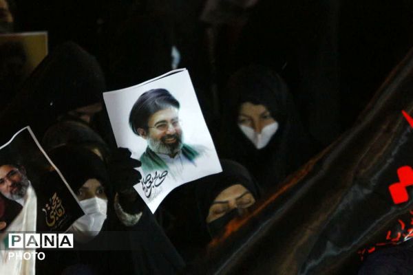 پذیرایی خادمان موکب شهدای فیروزکوه 