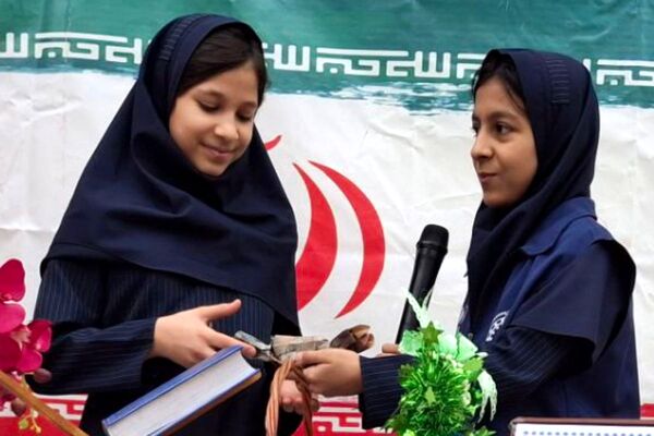 جشن ولادت منجی، در مدرسه مریم بهارستان دو