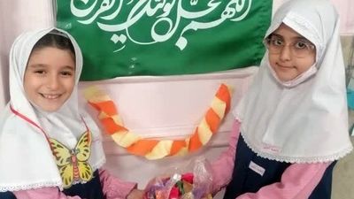 جشن نیمه شعبان  در مدرسه شهدای شهرداری ناحیه 2 کرج برگزار شد