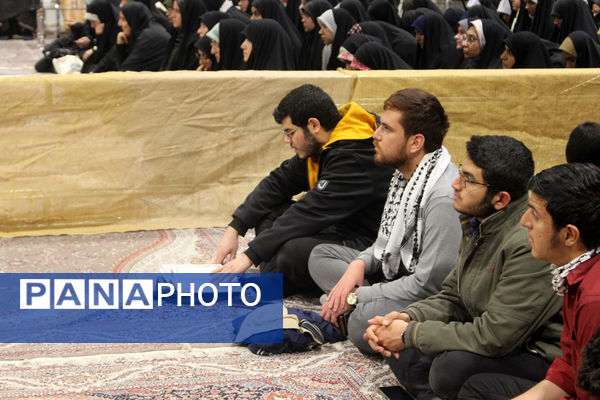 یادواره شهدای مقاومت با حضور دختر سید حسن نصرالله در قم