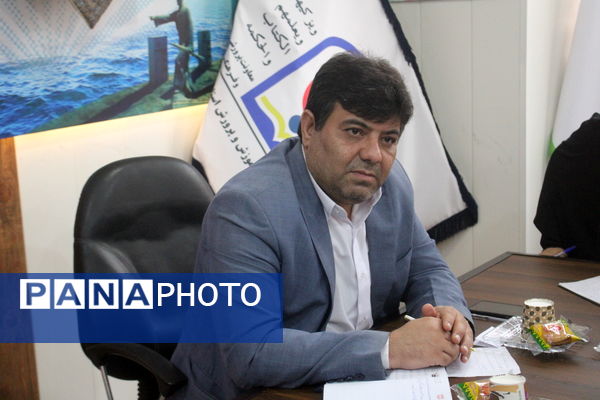 سلسله نشست‌های هفتگی افق تربیت شهرستان کنگان