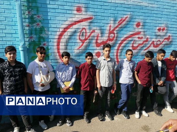 حضور دانش‌آموزان دبیرستان نمونه دانش در پژوهشسرا جابربن‌حیان