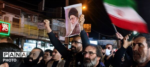 اجتماع میثاق  با امام شهید و بیعت با سومین رهبر انقلاب اسلامی در گچساران
