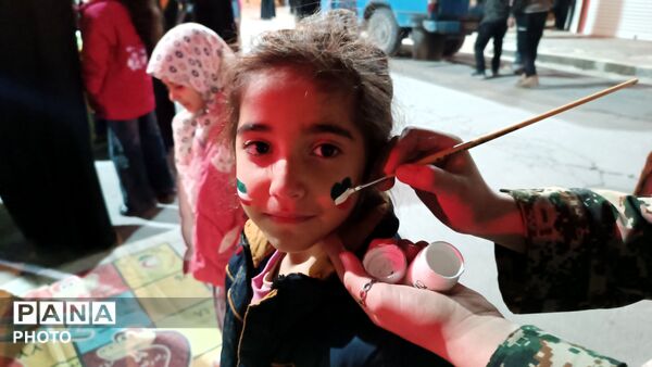 راهتان را ادامه می‌دهیم