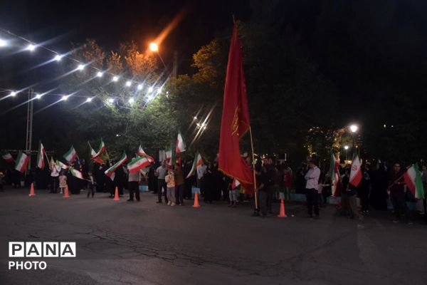 برپایی موکب رهبری و بازسازی نقشه تنگه هرمز در پارک آزادشهر یزد