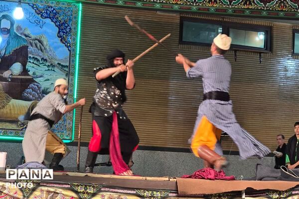 در سایه سوگ محرم، گرد هم آمدن مردم برای یادآوری حوادث کربلا