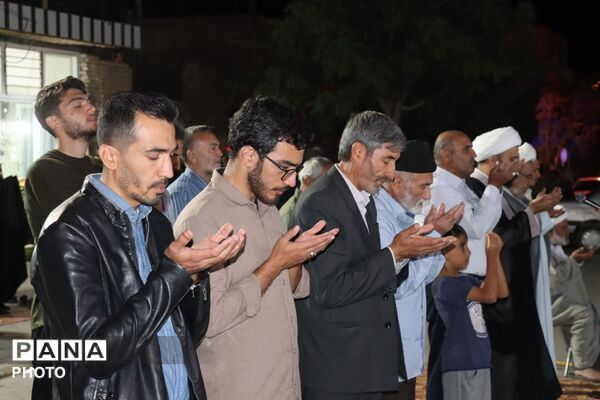 شب ۱۸۸ خروش انقلابی مردم درق؛ طنین فریاد استکبارستیزی در دارالمؤمنین