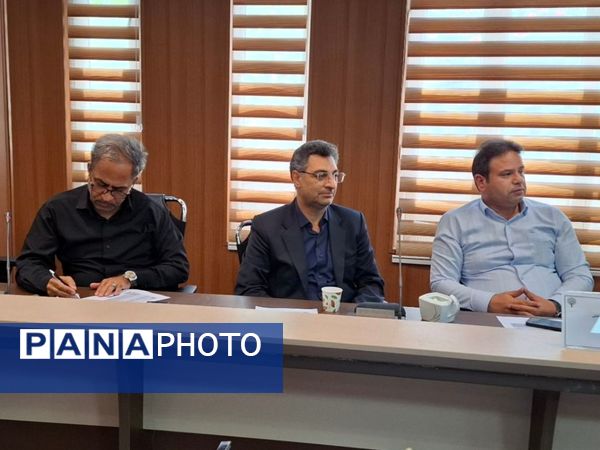 برگزاری دومین جلسه کمیته هدایت تحصیلی در مشهد 