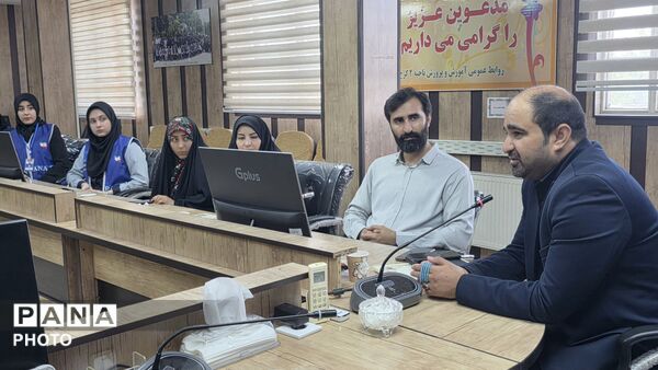 تقدیر از راویان بی‌وقفه حقیقت در ناحیه ۲ کرج