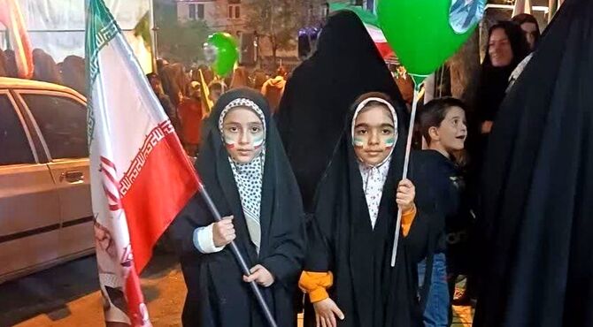 شیر دختران الشتر در شب ولادت حضرت معصومه (ص) با اقتدار به میدان آمدند