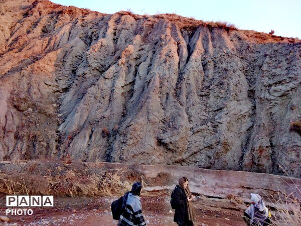 درهٔ پرستو ها در شهر نیشابور