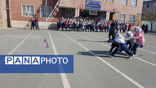 حال و هوای مدارس ملارد در ایام الله دهه فجر و اعیاد شعبانیه 