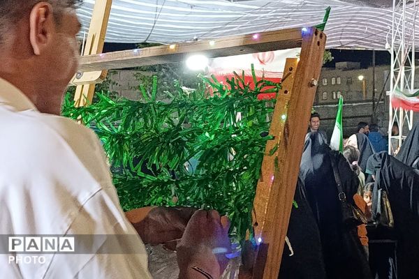 خانواده های ملاردی با «لبیک یا خامنه ای» پای کار نظام ایستاده اند