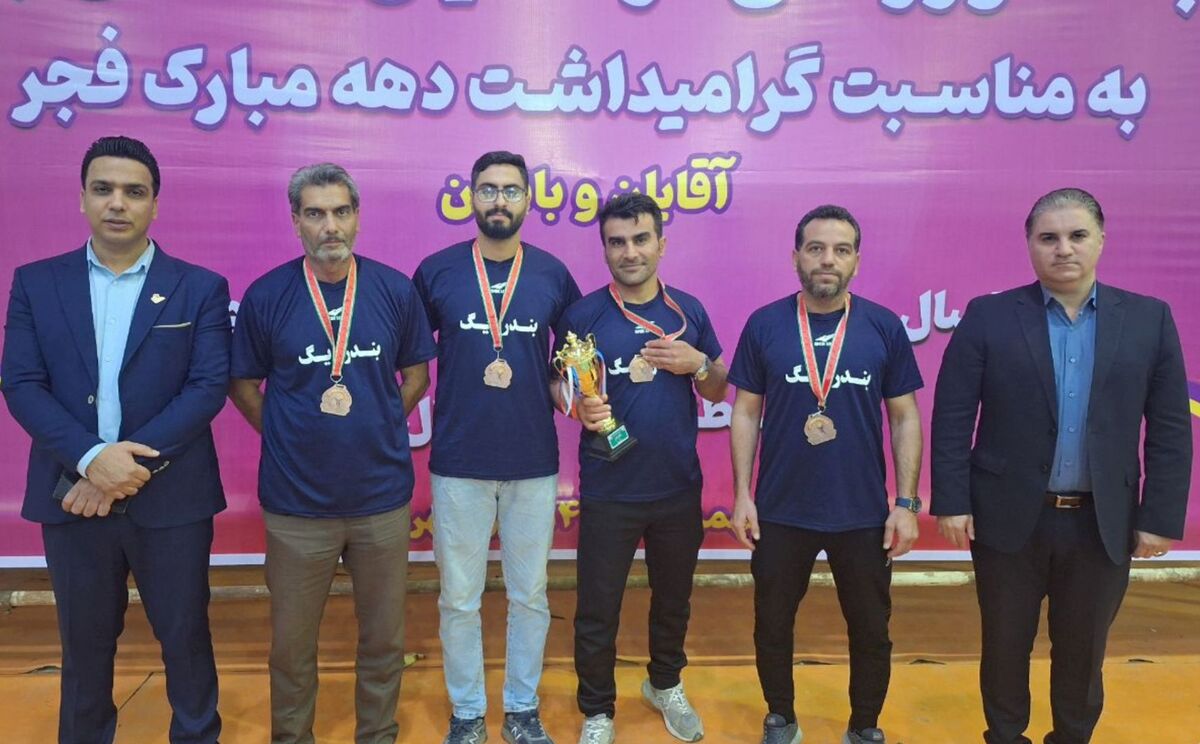 فرهنگیان منطقه بندرریگ رتبه سوم مسابقات تنیس روی میز استان بوشهر را کسب کردند