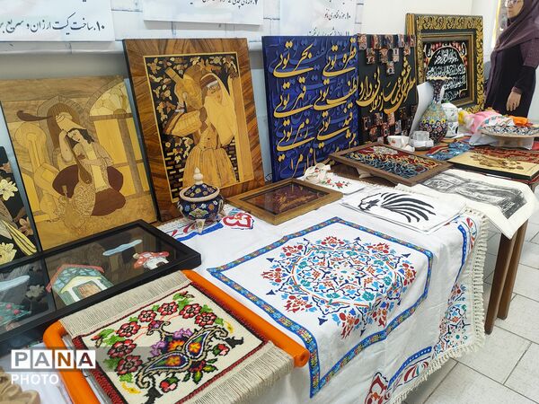 جشنواره‌های فرهنگی هنری «امید فردا» و «پرسش مهر» در کرج