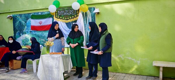 جشن ولادت صاحب الزمان در مدرسه صالحین 