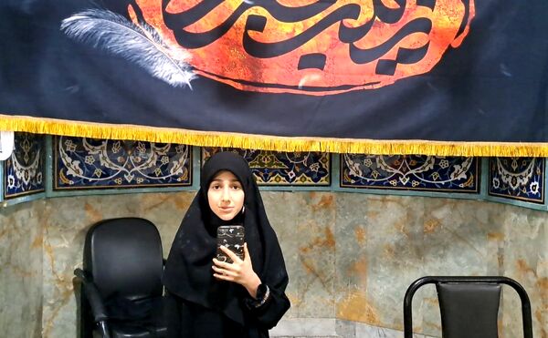 اعتکاف دانش آموزی در مسجد امام حسین (ع) ناحیه 4 کرج 